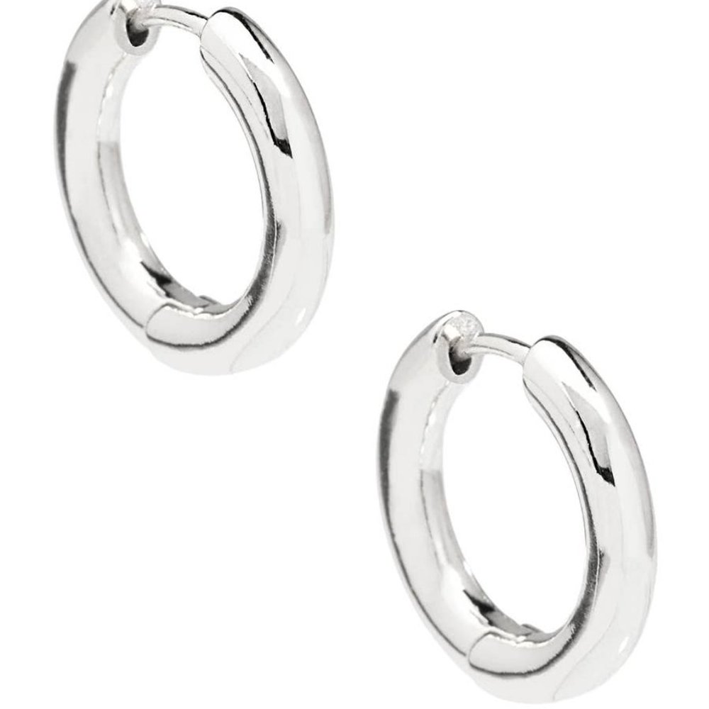 🌼 Small Chunky Huggie Earring • Choose Silver or Gold!